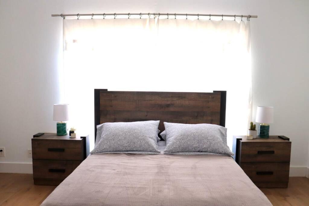 Heart Of West Hollywood Modern Suite 2 Bedroom 2 Bath Los Angeles Exterior photo